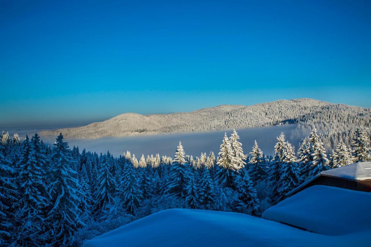 Sunny Hills Ski&Wellness ปอมโปโรโว ภายนอก รูปภาพ