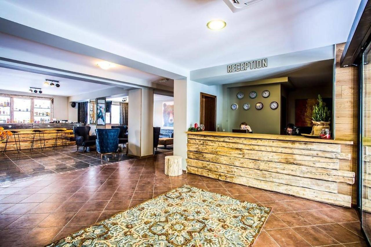 Sunny Hills Ski&Wellness ปอมโปโรโว ภายนอก รูปภาพ