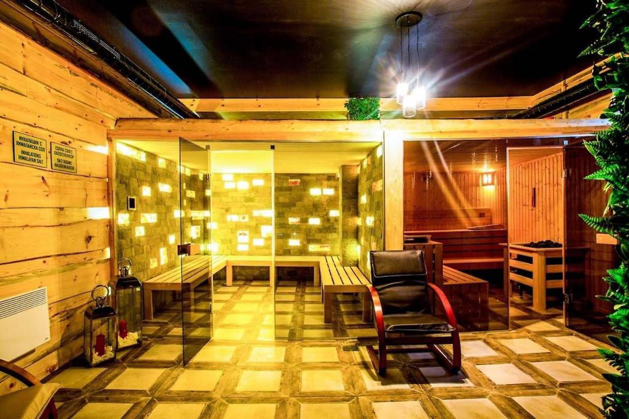 Sunny Hills Ski&Wellness ปอมโปโรโว ภายนอก รูปภาพ