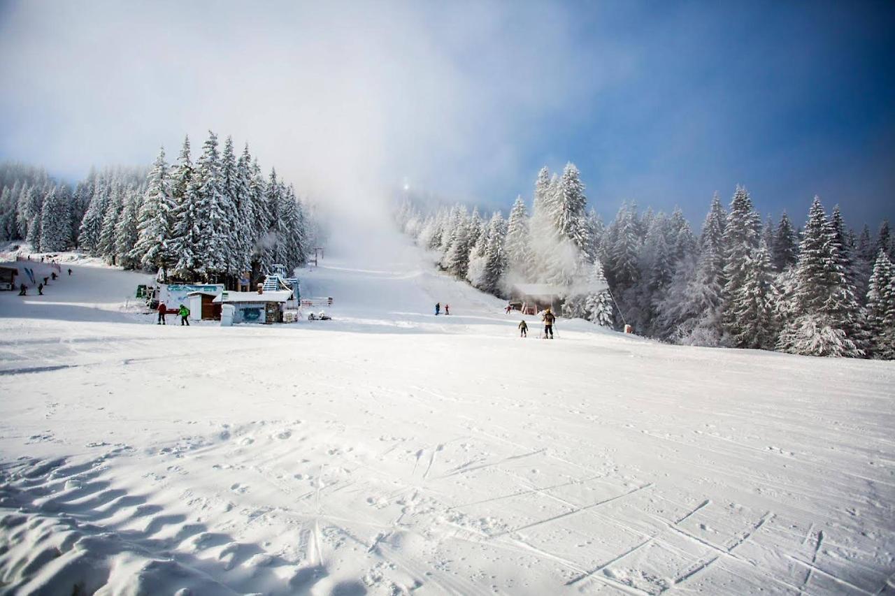 Sunny Hills Ski&Wellness ปอมโปโรโว ภายนอก รูปภาพ